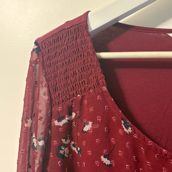 LC Top - Picture 5 of 10